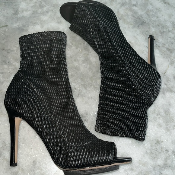 BCBG generation open toe leather stretch bootie - Picture 5 of 10